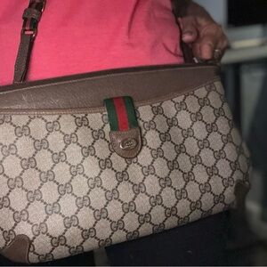 Pre loved - Gucci Beige GG Canvas added strap / org leather strap as well